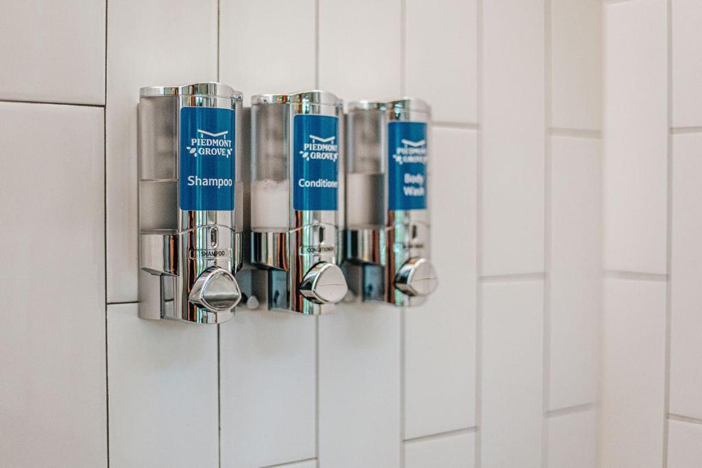 Piedmont Grove Hotel Roseland Стая снимка