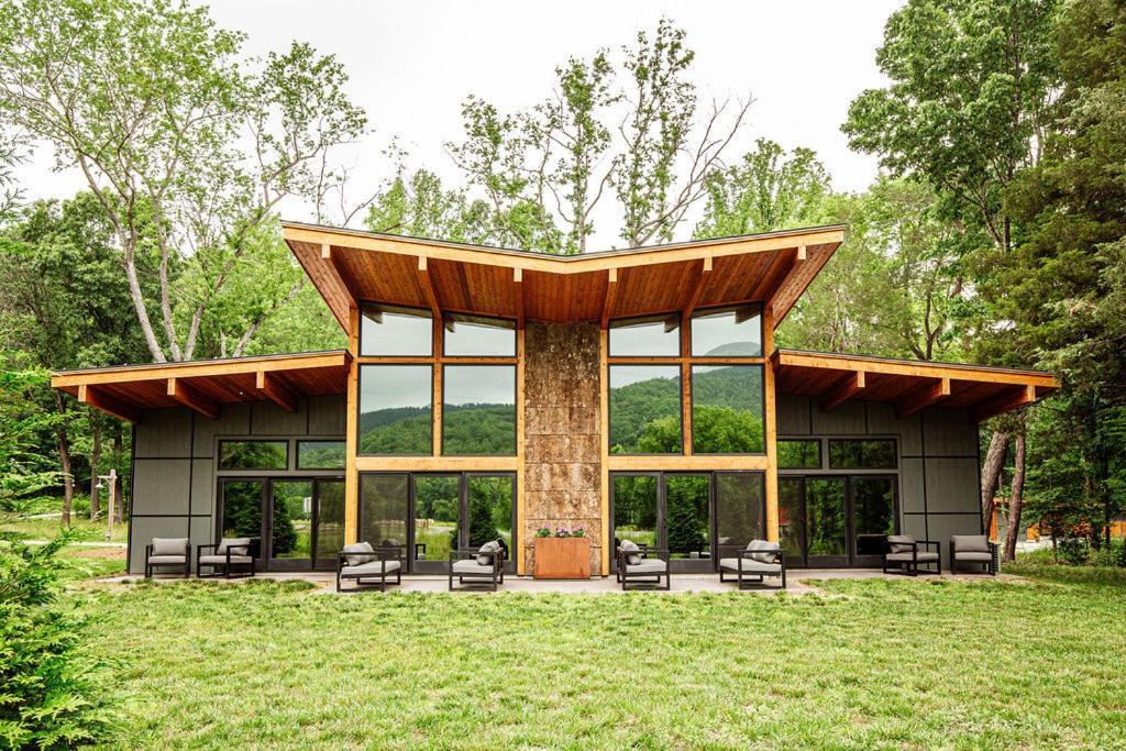 Piedmont Grove Hotel Roseland Екстериор снимка